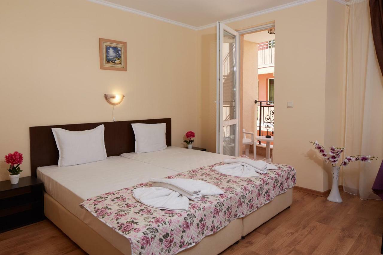 Feniks Apartments Nesebar Exterior photo