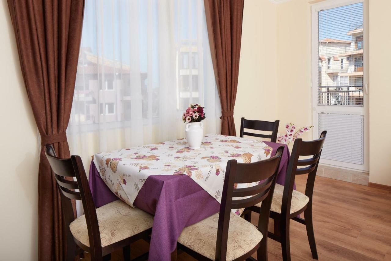 Feniks Apartments Nesebar Exterior photo