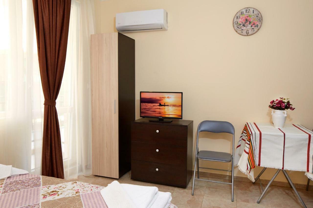 Feniks Apartments Nesebar Exterior photo