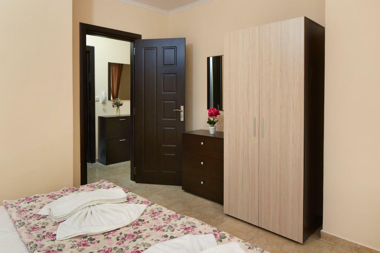 Feniks Apartments Nesebar Exterior photo