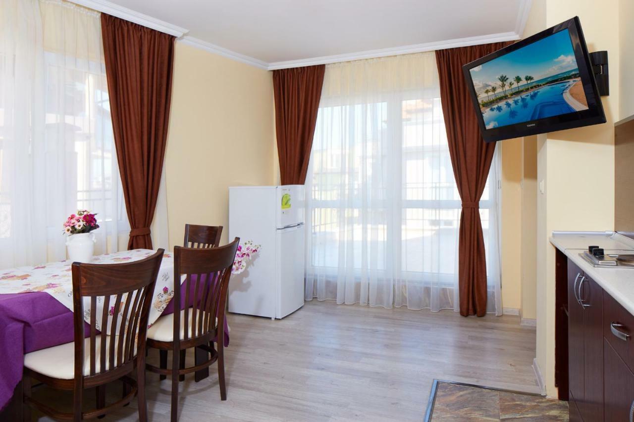 Feniks Apartments Nesebar Exterior photo